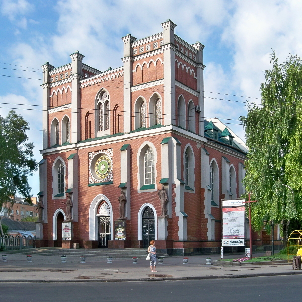 Доставка каминов в Ровно